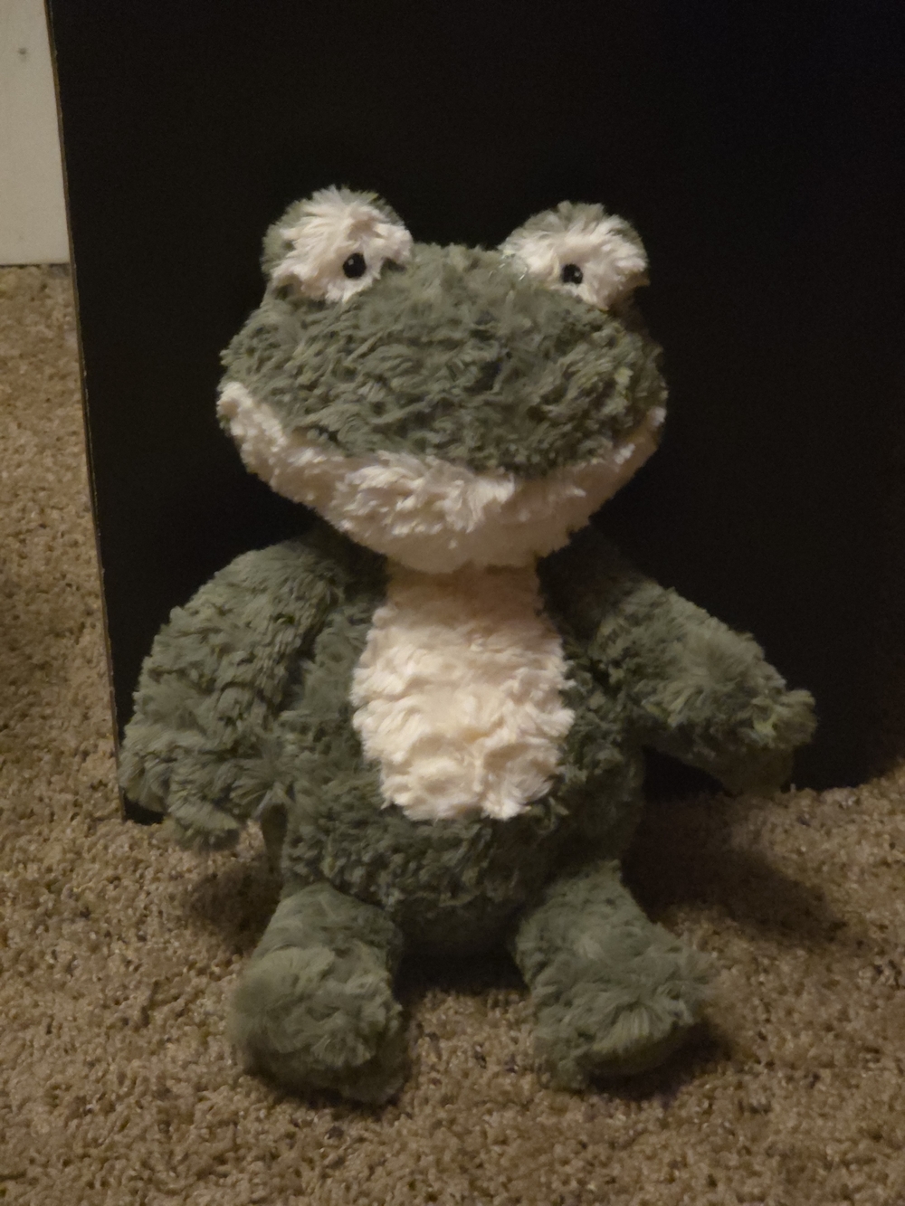 Plush Frog Stuffed Animal in Green and Cream - Soft Cuddly Toy